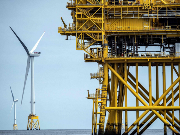 There’s a lot of sea out there. – Britain’s largest wind farm developer rules out onshore farms